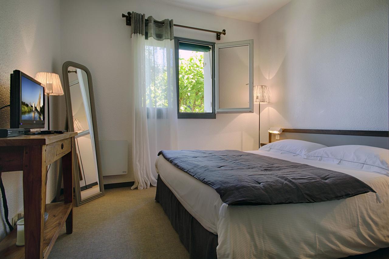 Hotel Residence Le Sporting Lège-Cap-Ferret Quarto foto